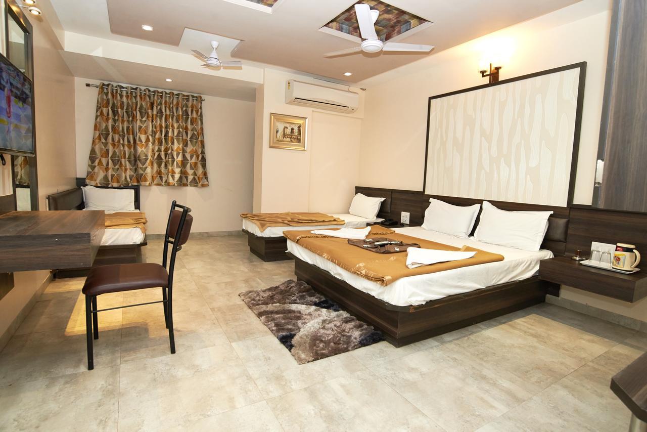Hotel Sai Suraj Park Shirdi Ngoại thất bức ảnh